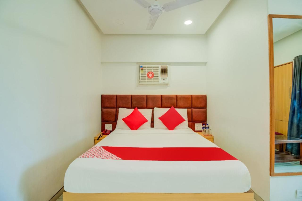 Oyo Flagship 572 Santacruz West Hotel Mumbai Bagian luar foto