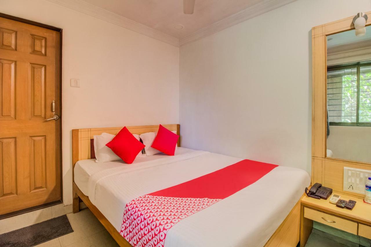 Oyo Flagship 572 Santacruz West Hotel Mumbai Bagian luar foto