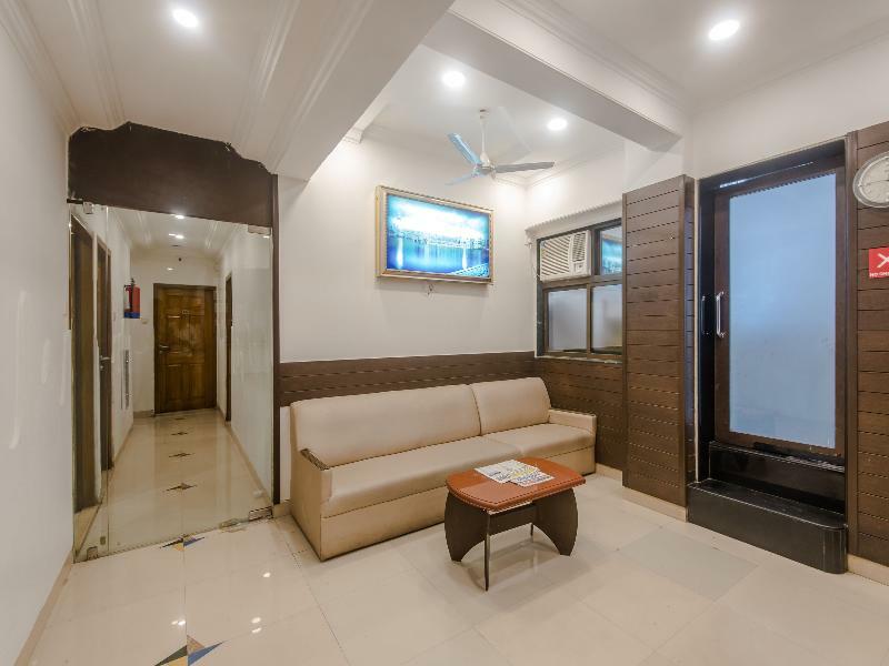 Oyo Flagship 572 Santacruz West Hotel Mumbai Bagian luar foto
