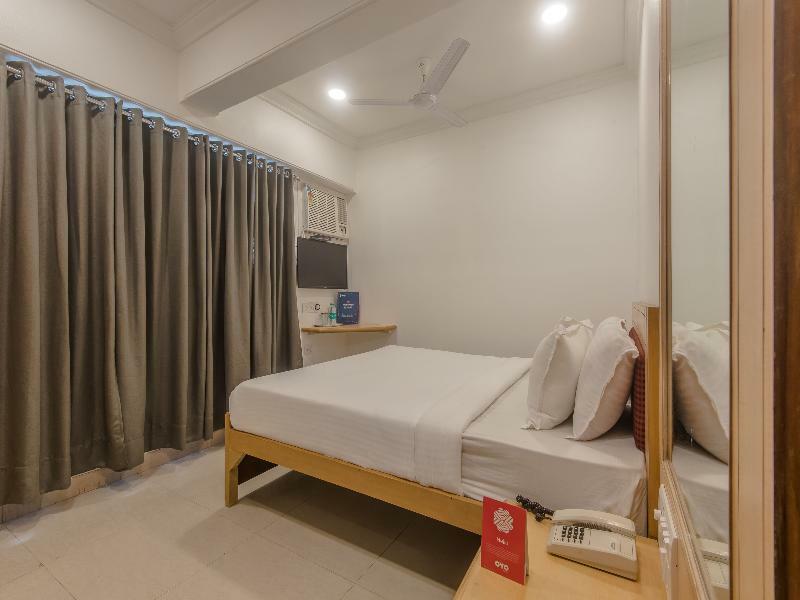 Oyo Flagship 572 Santacruz West Hotel Mumbai Bagian luar foto