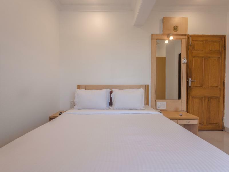 Oyo Flagship 572 Santacruz West Hotel Mumbai Bagian luar foto